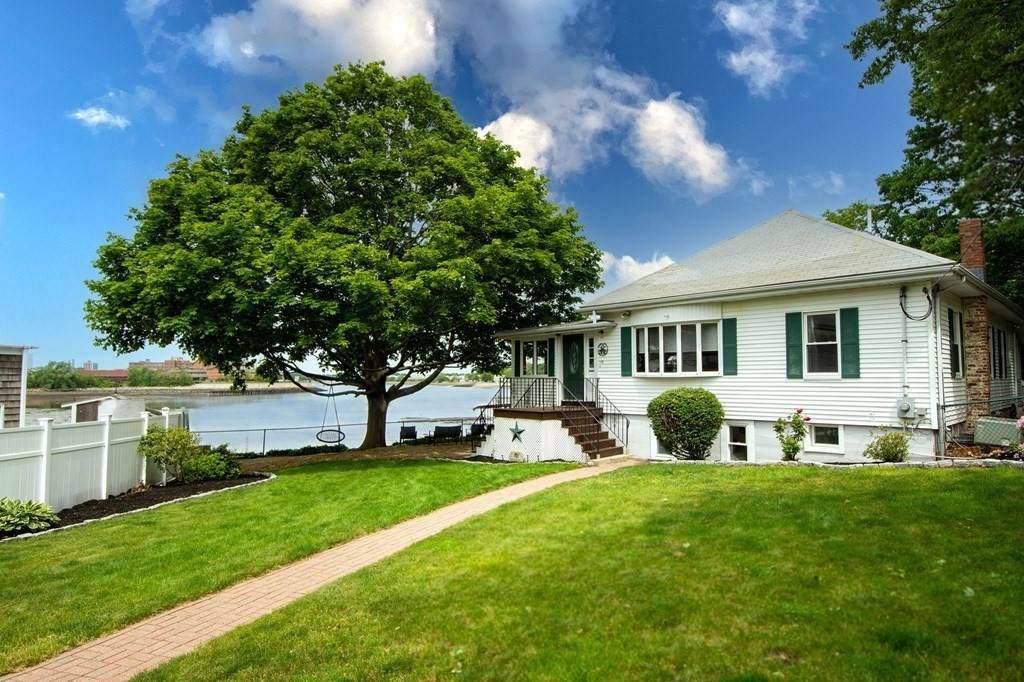 119 Babcock Ave - Photo 1