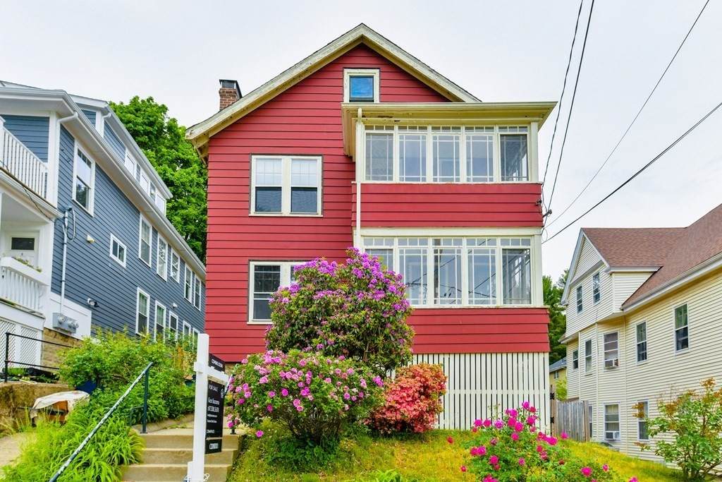 64 Patten Street - Photo 1