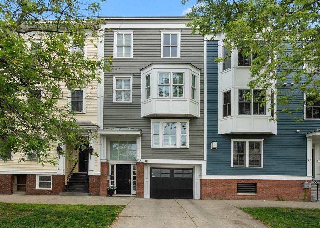40 Austin Street - Photo 1