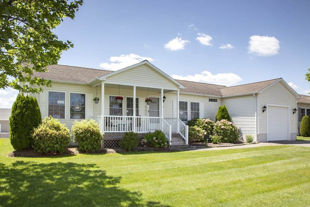 19 Stone Meadow Drive - Photo 1