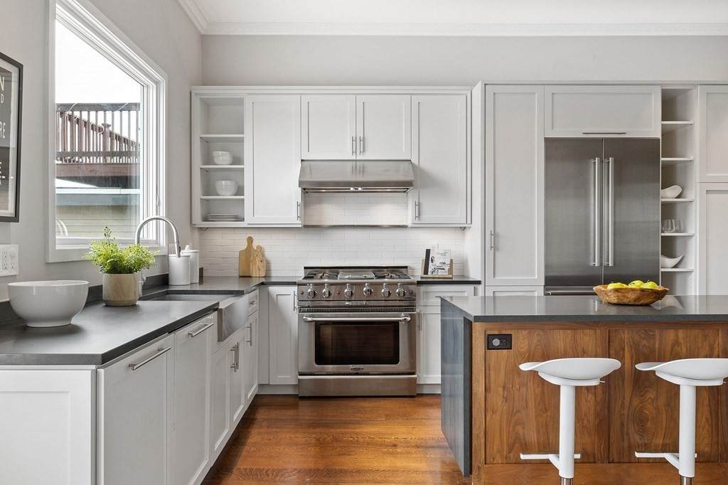 17 Thomas Park - Photo 1