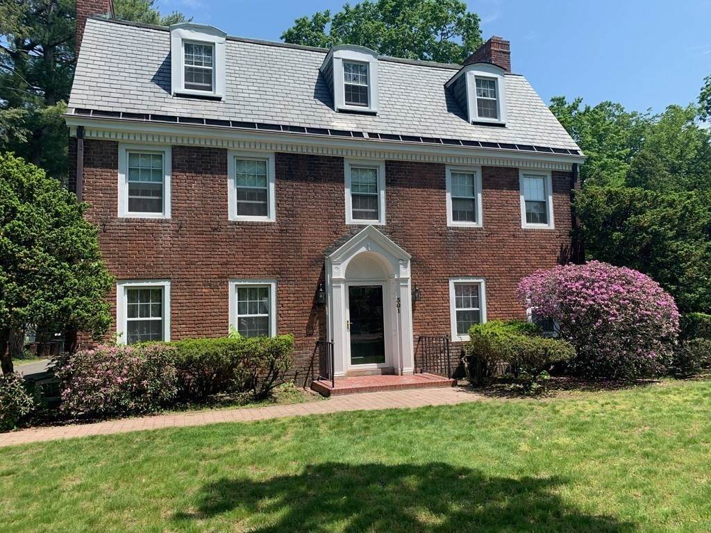 301 Longhill St - Photo 1
