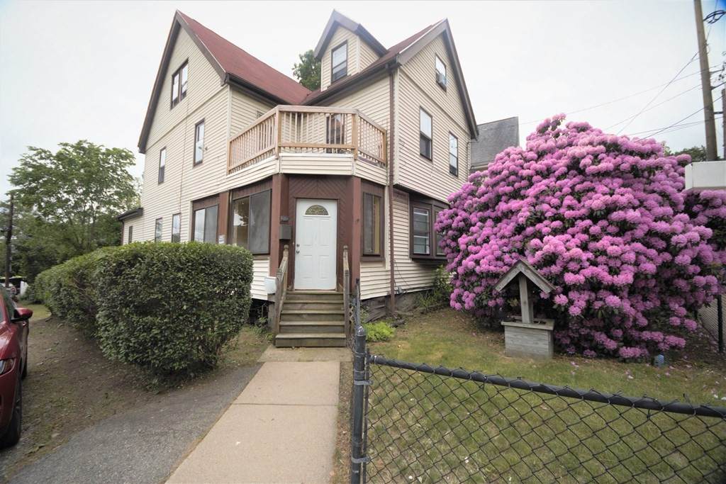 165 Brown Ave - Photo 1