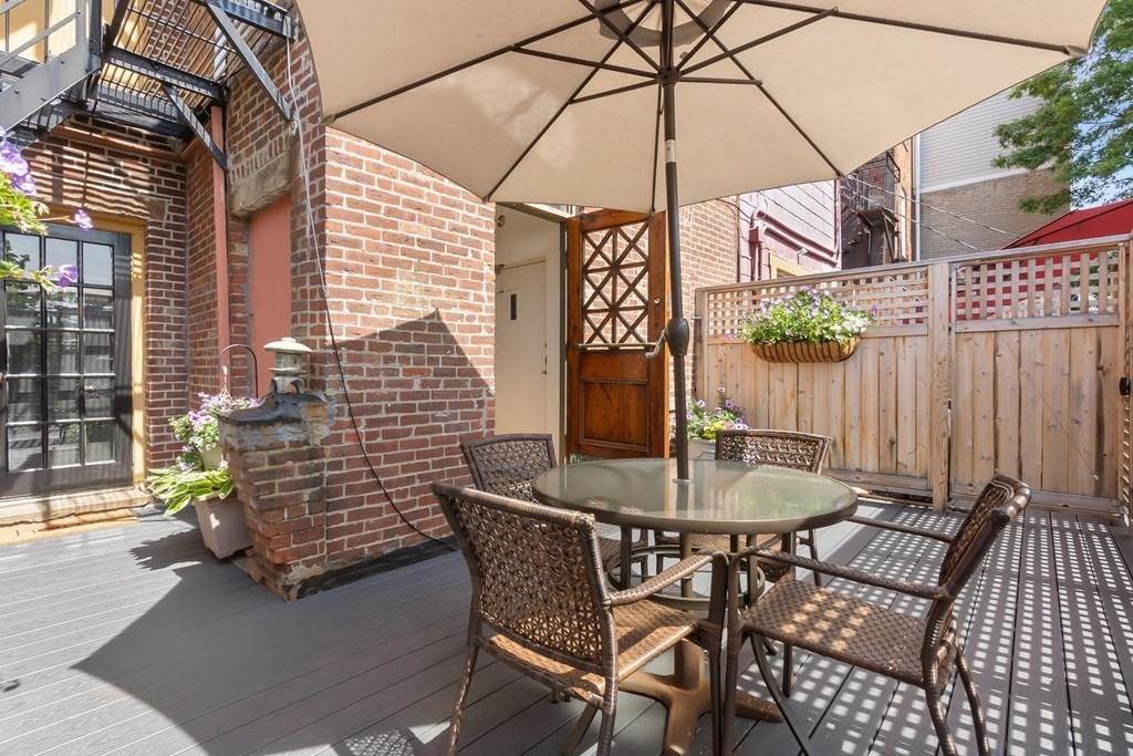 63 Maverick Square - Photo 1
