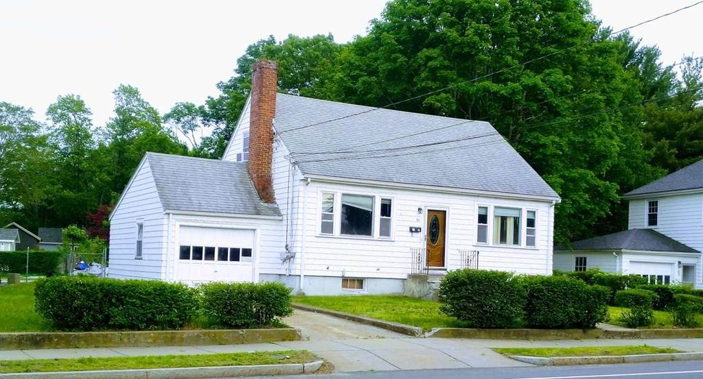 82 Lexington St - Photo 1