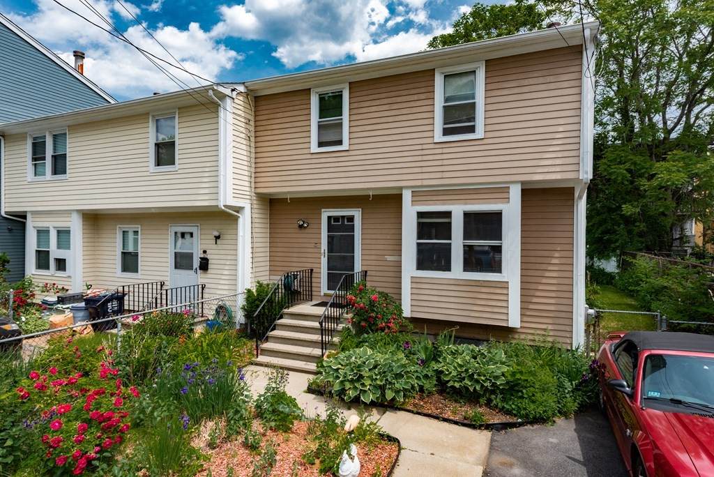 138 Cherry St - Photo 1