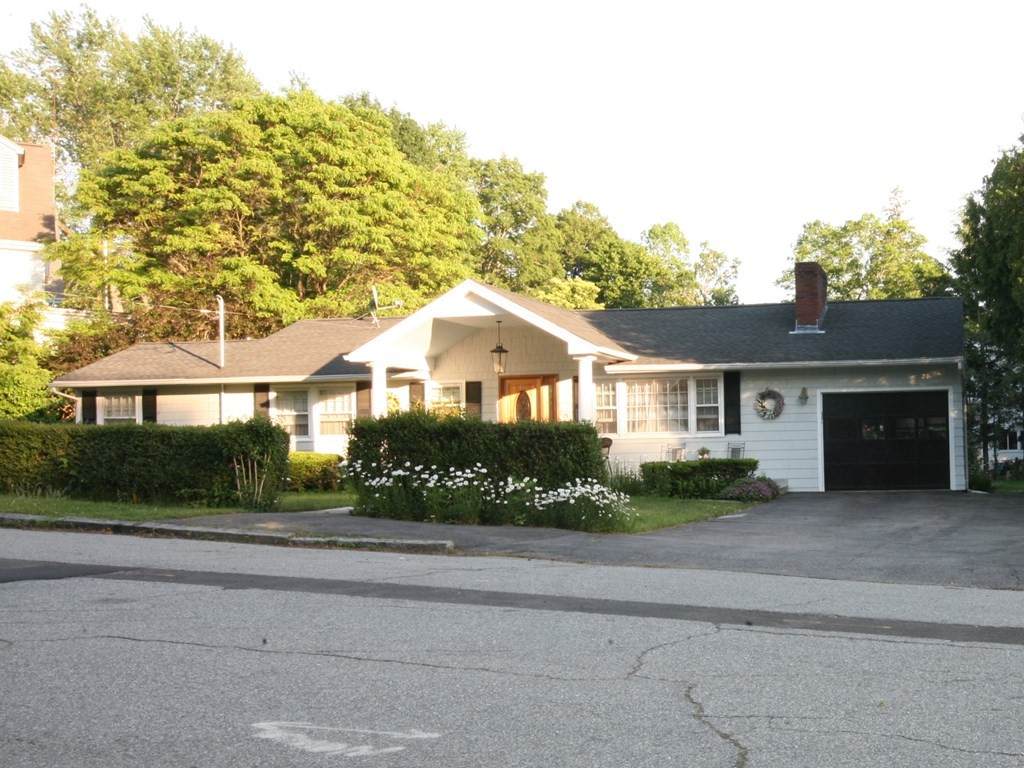 15 Magnolia Ave - Photo 1