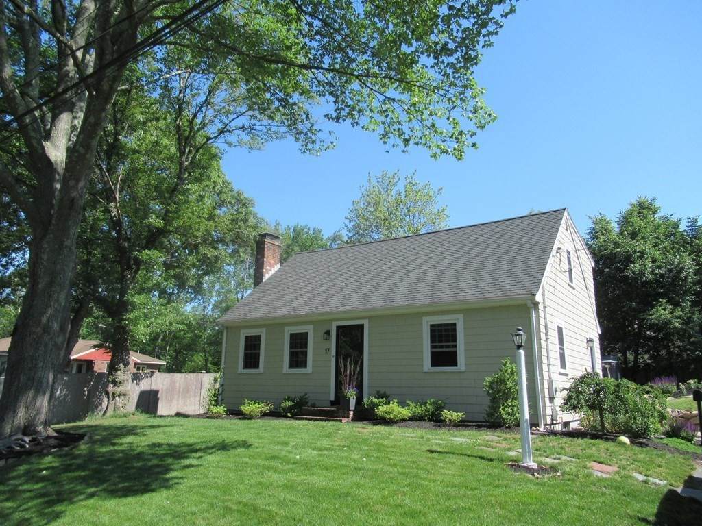 17 Lantern Ln - Photo 1