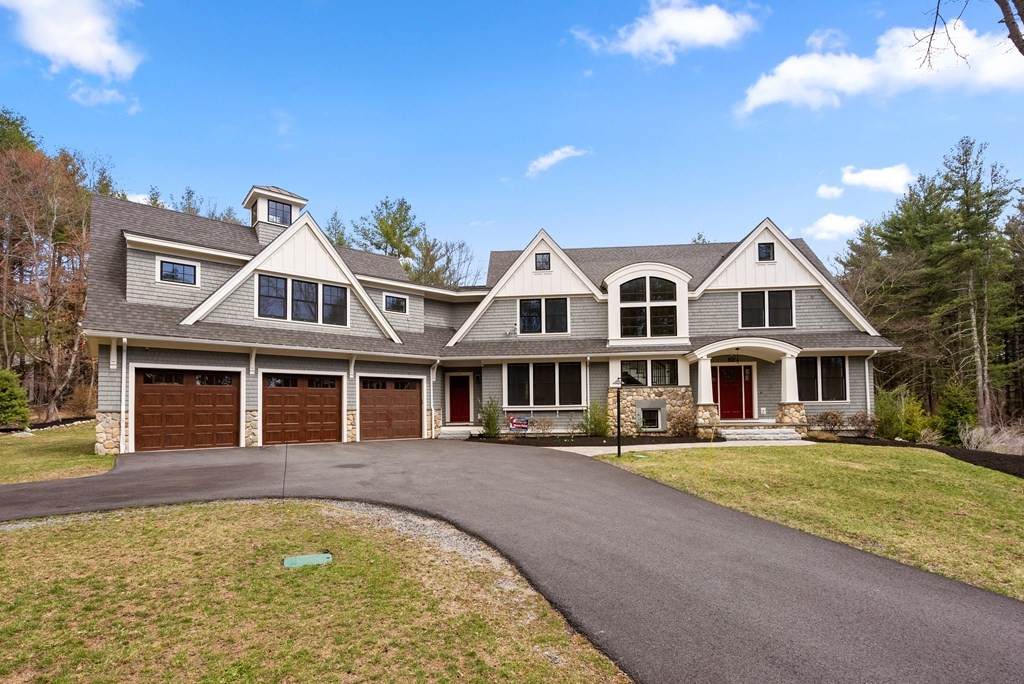 107 Concord - Photo 1