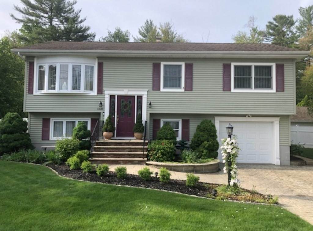 1108 Beverly St - Photo 1
