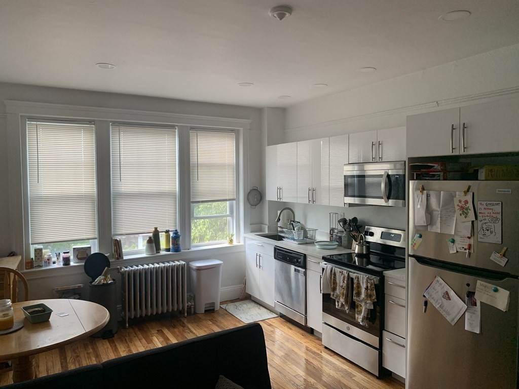 1691 Commonwealth - Photo 1