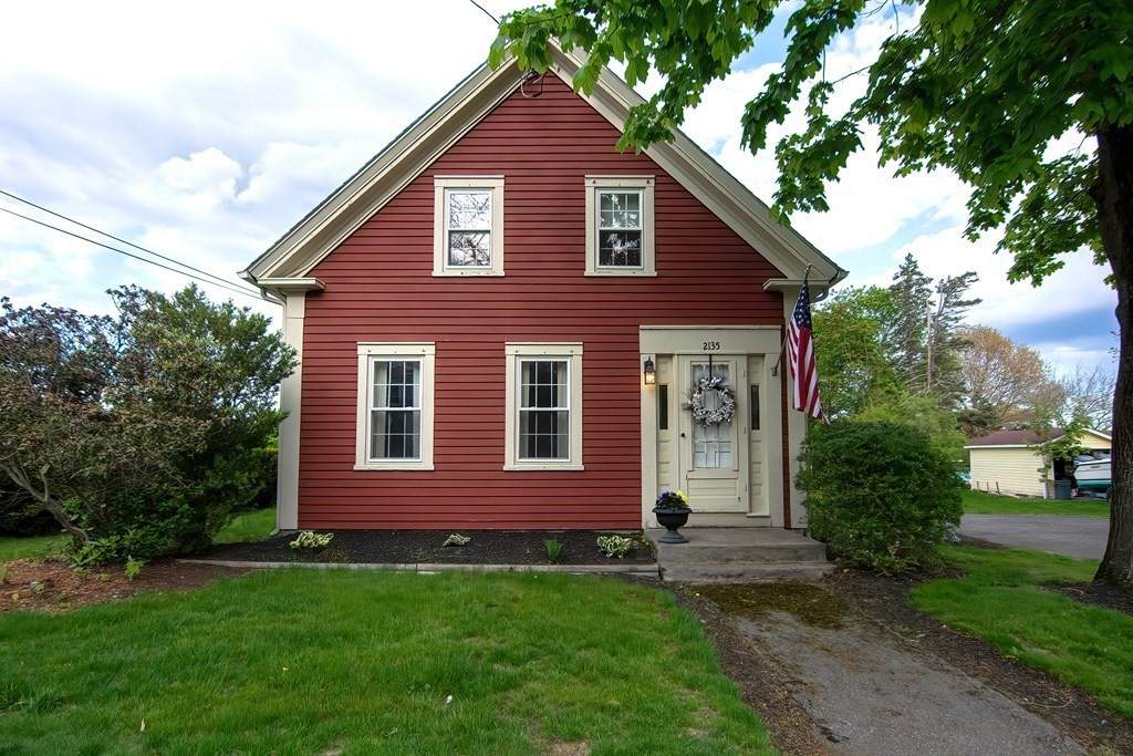 2135 Pleasant Street - Photo 1