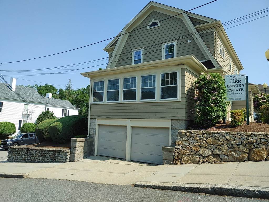 450 Rock St - Photo 1
