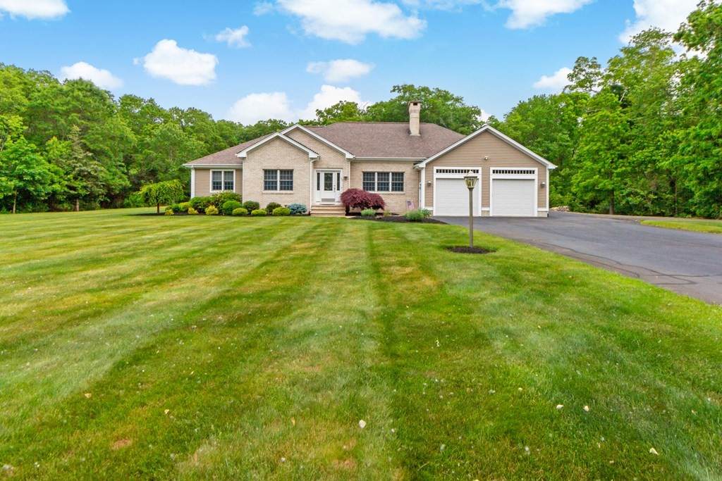 122 Homestead Ave - Photo 1