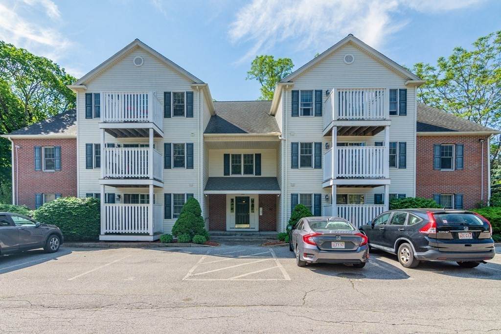 41 Water St - Photo 1