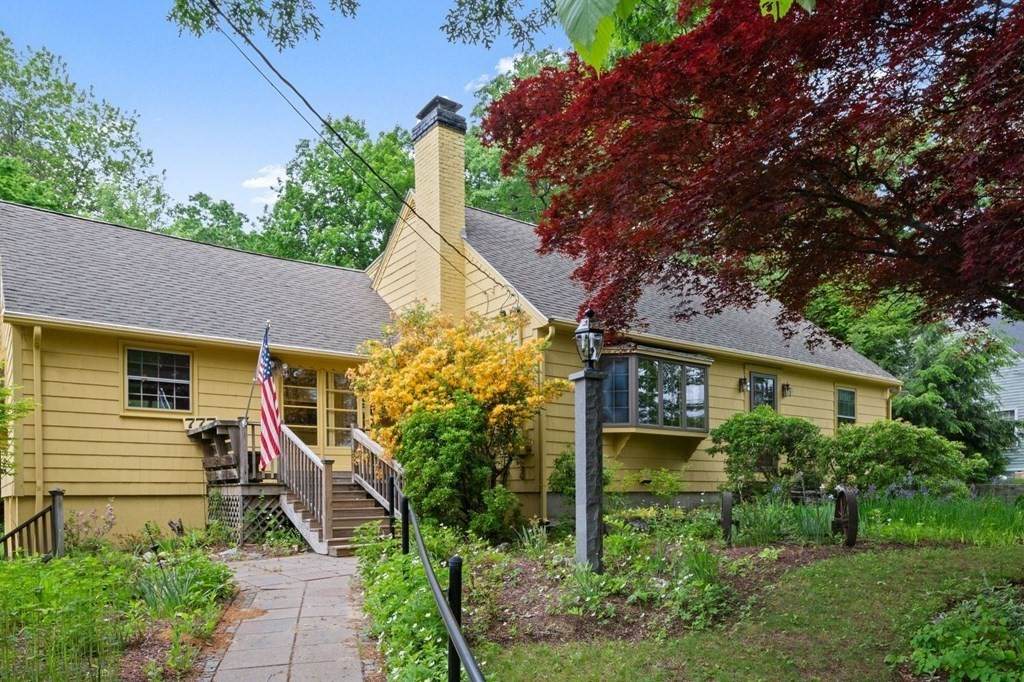 777 Salisbury St - Photo 1