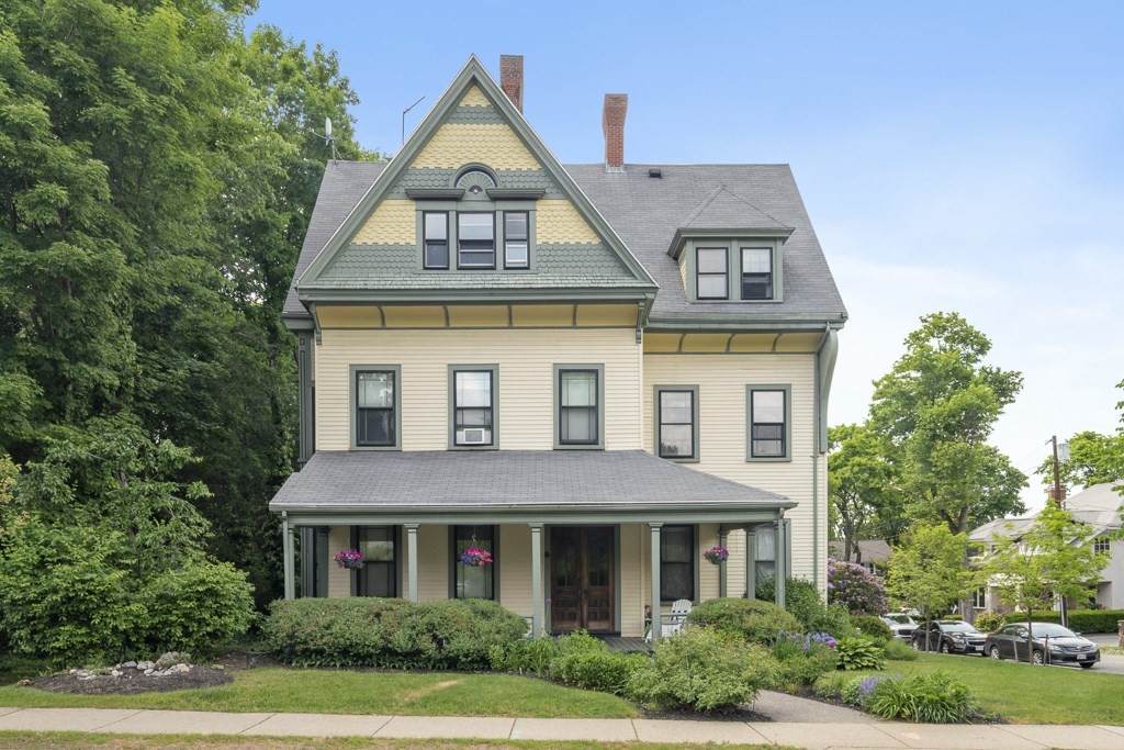 49 Grove St - Photo 1