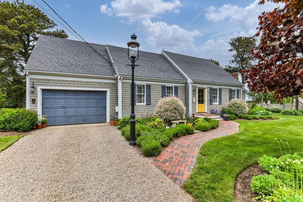 83 Barn Hill Ln - Photo 1