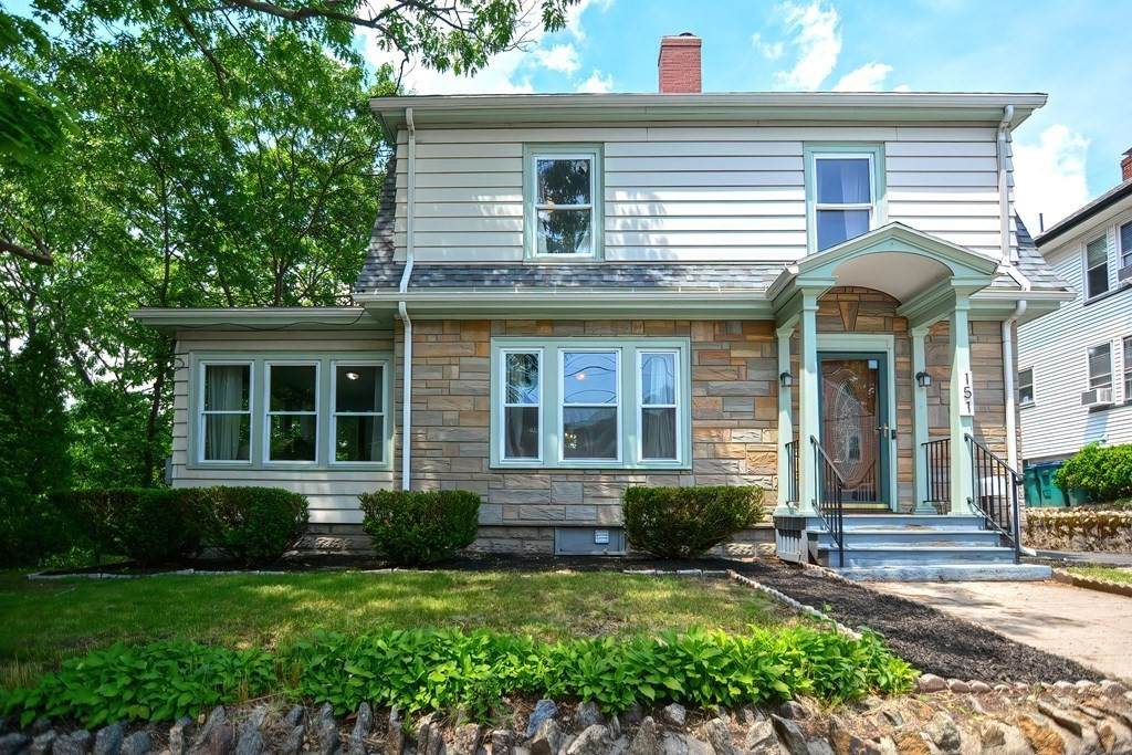 151 Woodlawn St - Photo 1