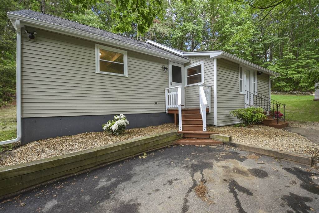 275 Worcester St - Photo 1
