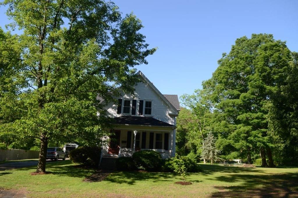 369 Summer St - Photo 1