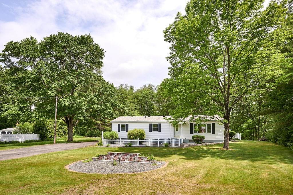 32 Turners Falls Road - Photo 1