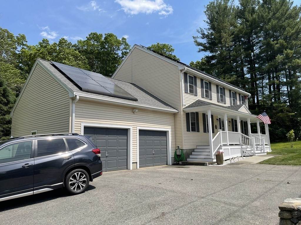 357 Forest St - Photo 1