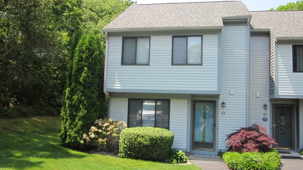 84 Court Way - Photo 1