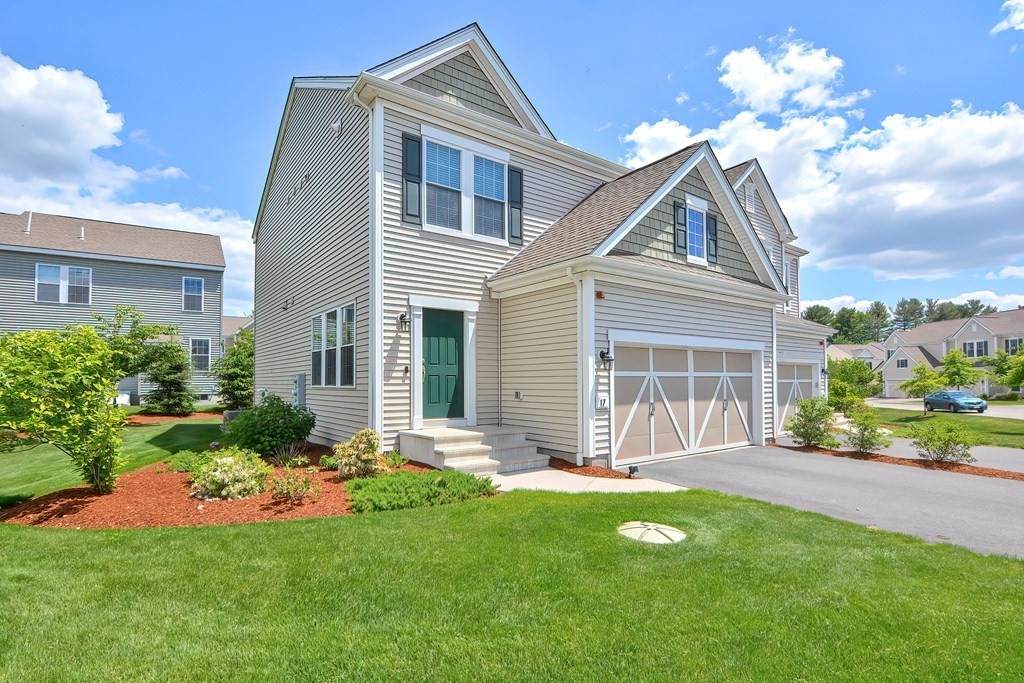 17 Wayside Dr - Photo 1