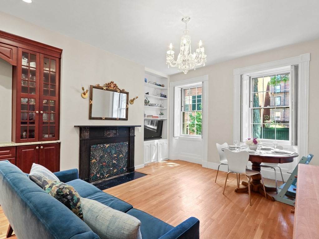 14 Joy St - Photo 1