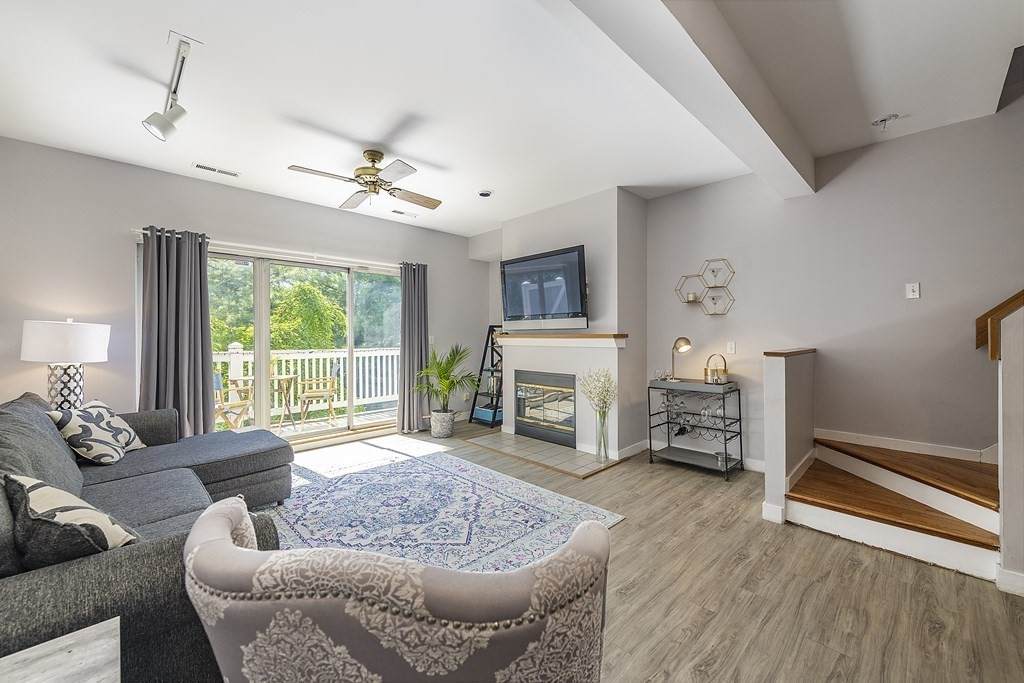 20 Ship Ave - Photo 1