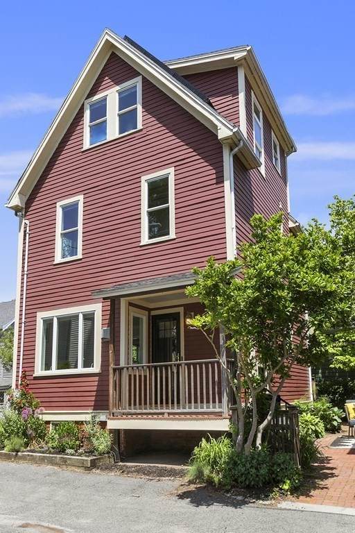 3 Frances Place - Photo 1