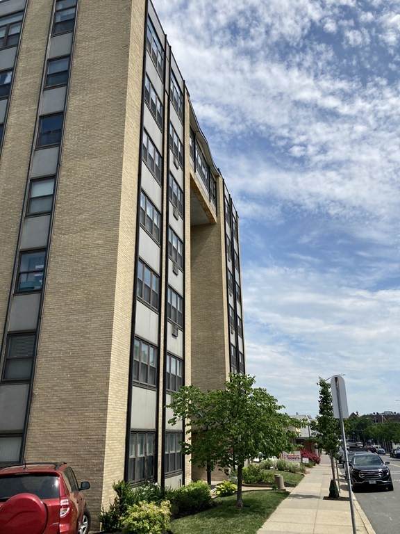 340 Main - Photo 1