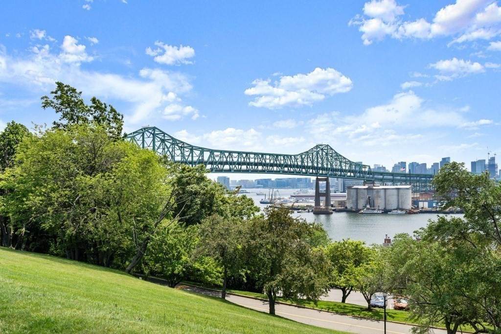 100 Boatswains Way - Photo 1
