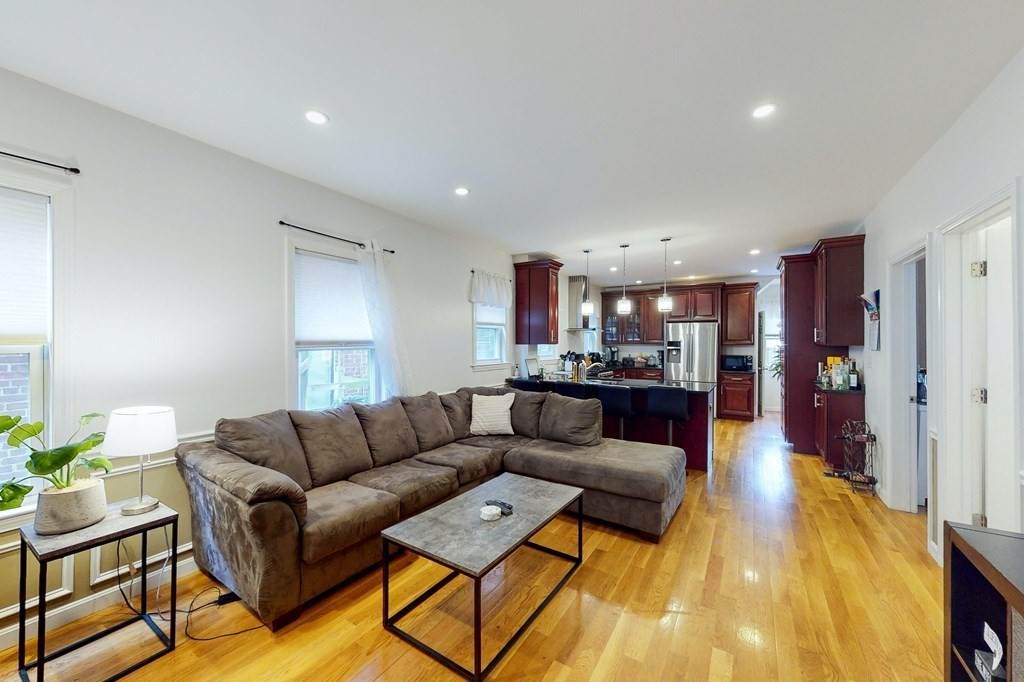 6 Summer St - Photo 1