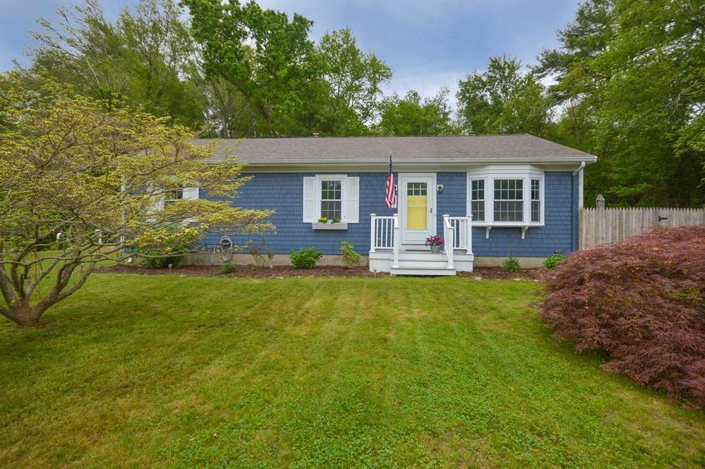 136 Hathaway Rd - Photo 1