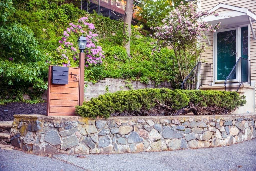 15 Spring Rd - Photo 1