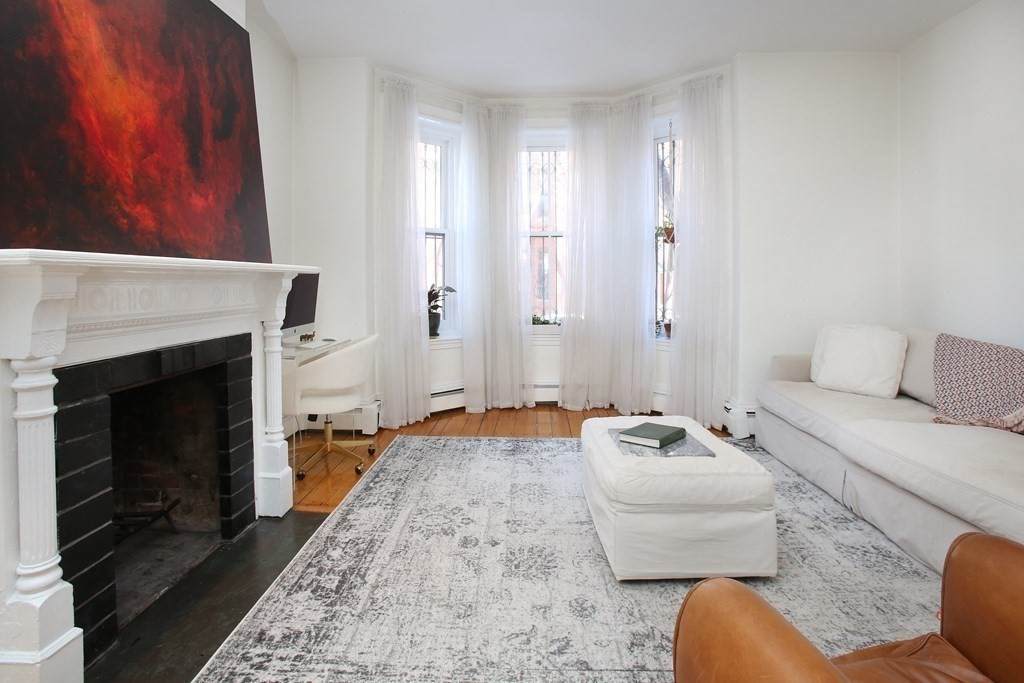 26 Wellington St - Photo 1