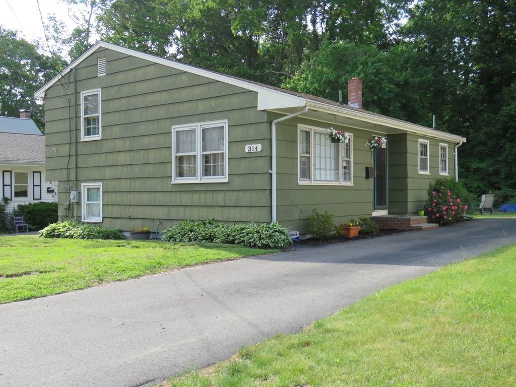314 Field Street - Photo 1