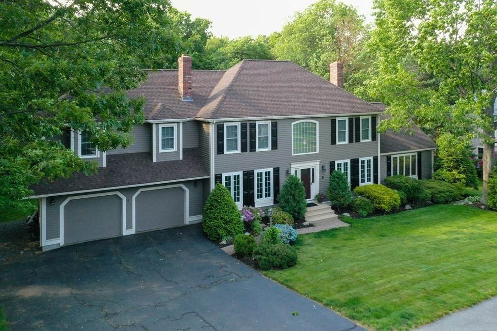 9 Woodcrest - Photo 1