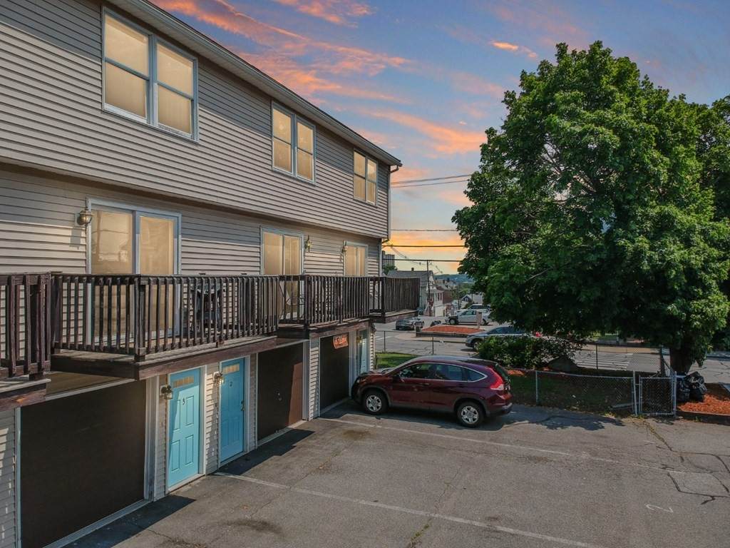 11 W Bowers St - Photo 1
