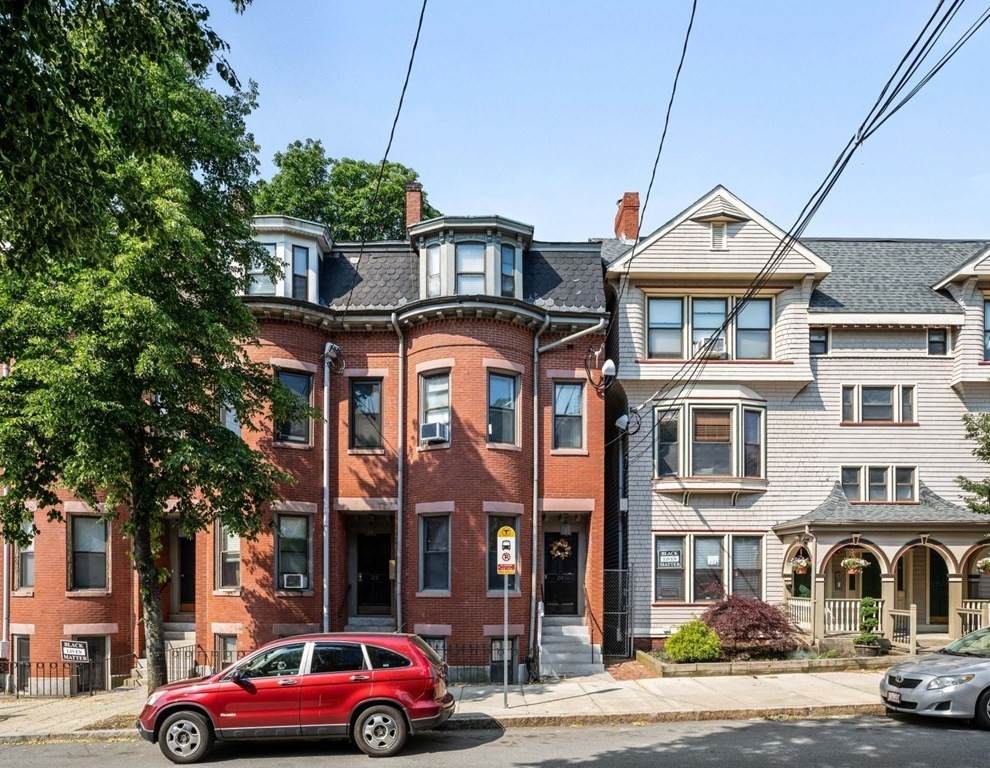 214 Washington Ave - Photo 1