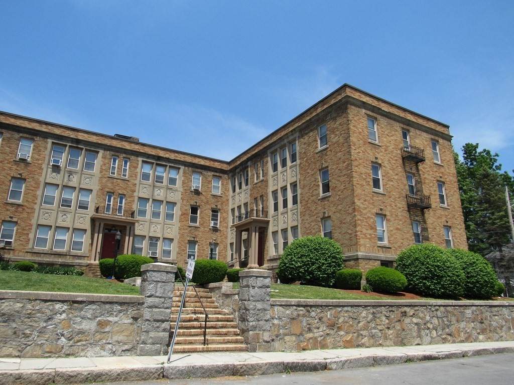 52 High St - Photo 1