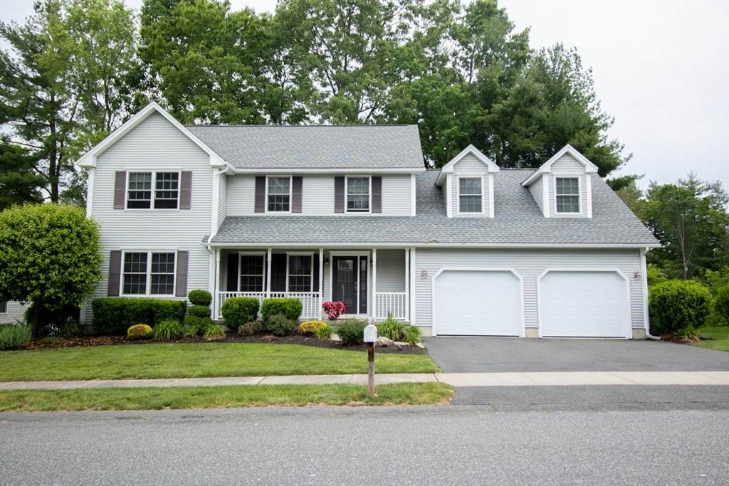 38 Barrington Dr - Photo 1