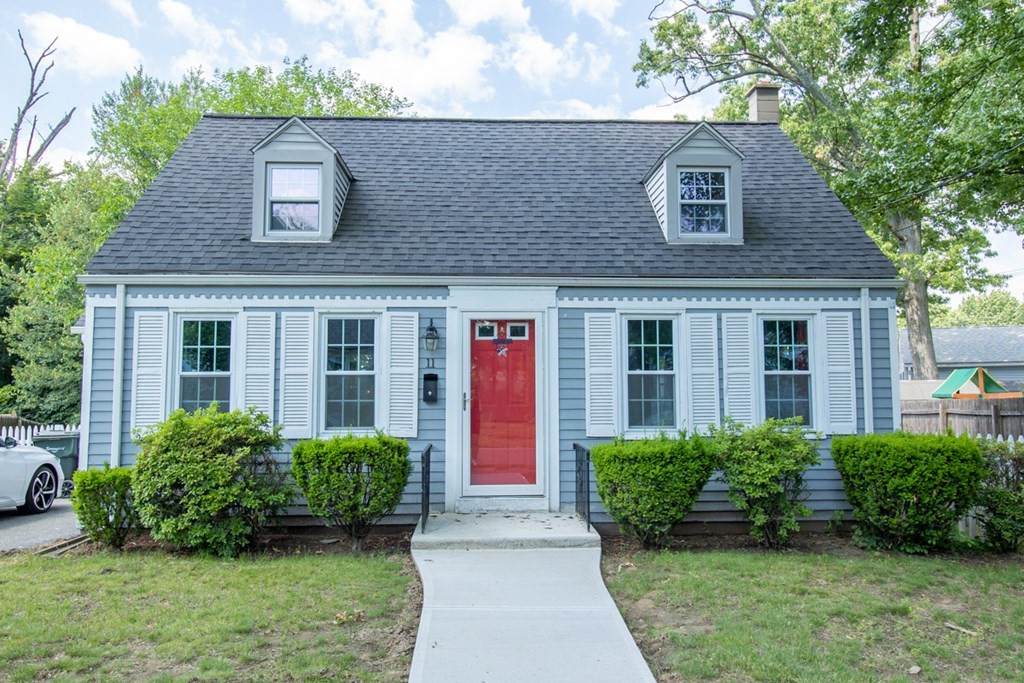 11 Balfour Dr - Photo 1