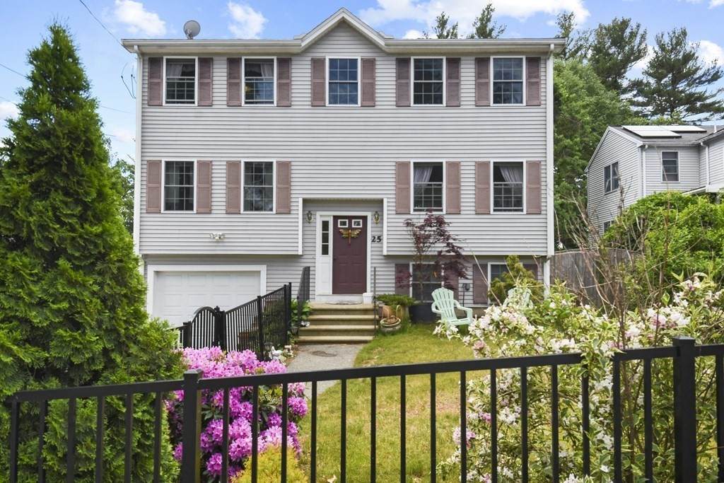 25 Blackwood Avenue - Photo 1