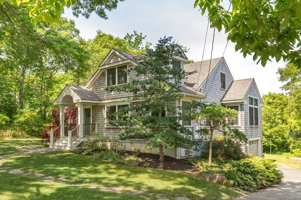 95 Phillips Ave - Photo 1