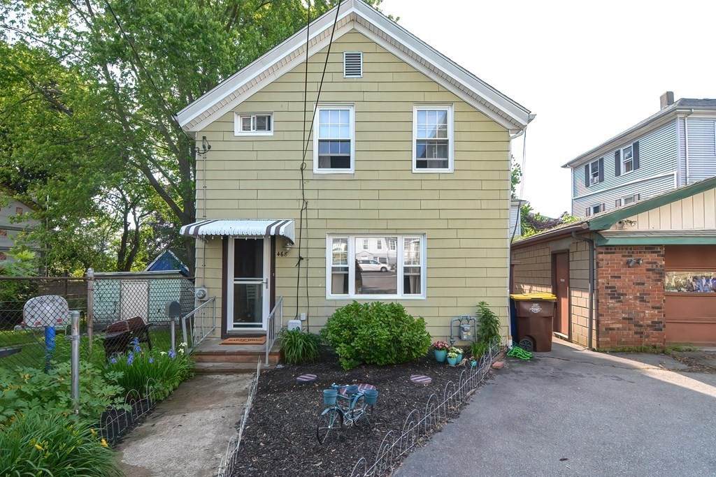 468 Montaup St - Photo 1