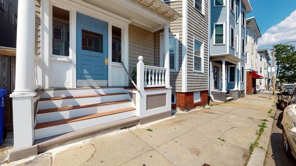 468 E 8Th St - Photo 1