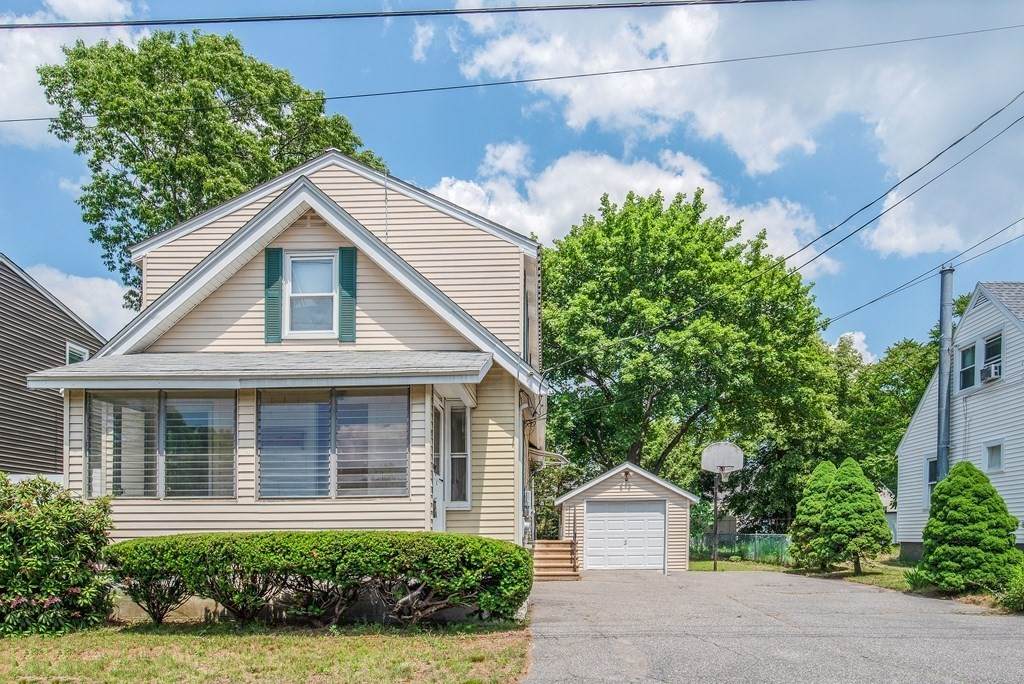 47 Willis Ave - Photo 1